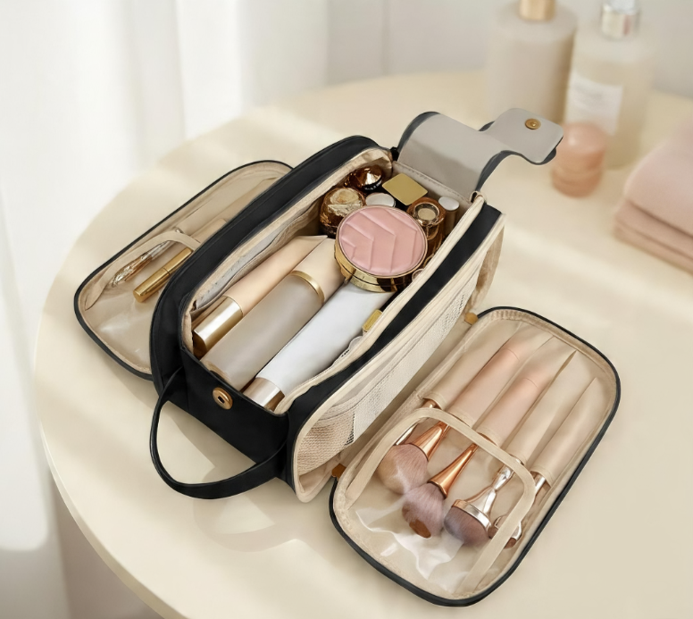 The Trifold Travel Case